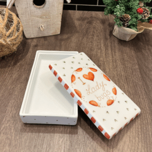 Caja rectangular de porcelana “Lady Bugs” 14x8x3cm