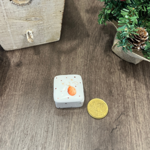 Mini cajita cuadrada con mariquita de la suerte EDICIÓN LIMITADA